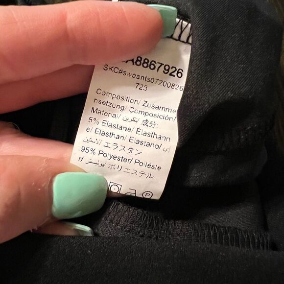 Super cute pants  - Picture 3 of 13